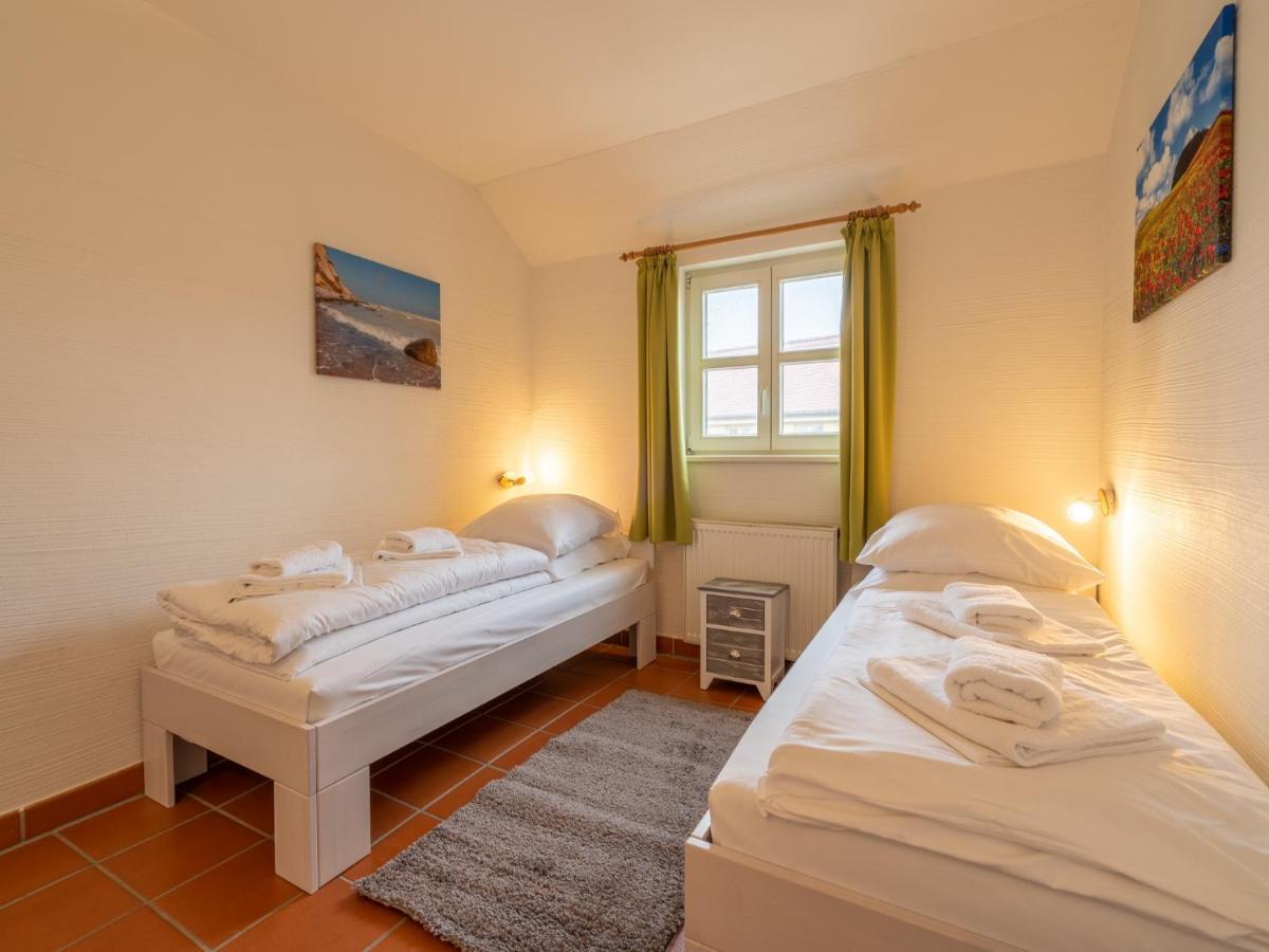 Feriendorf Rugana - Komfort Appartement Mit 2 Schlafzimmern Und Terrasse D03 Dranske Exteriér fotografie